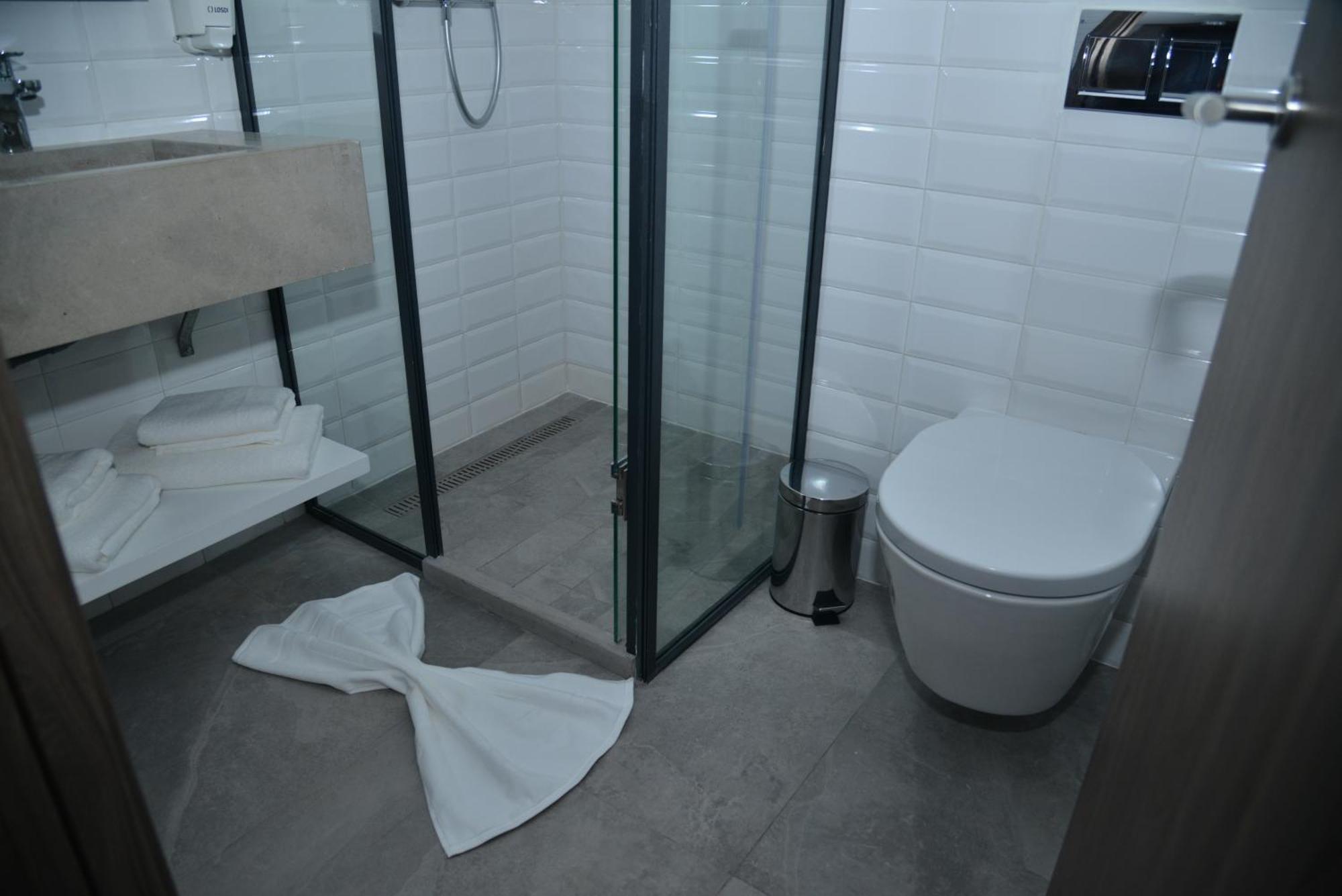 Privilege Oasis Hotel 3*