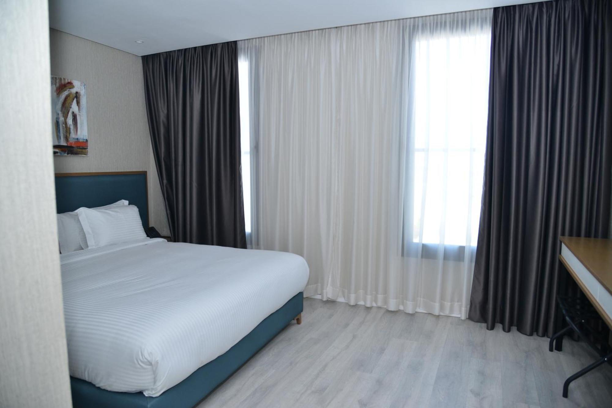 Privilege Oasis Hotel 3*